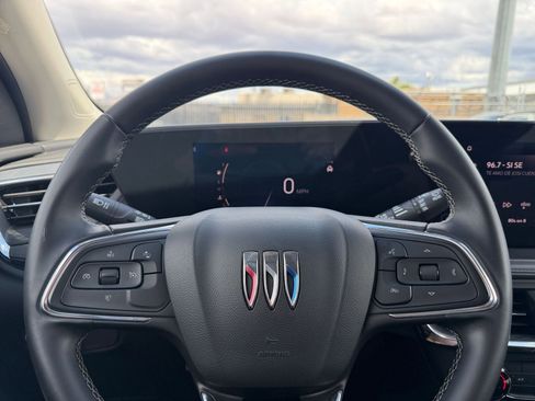 Used 2025 Buick Encore GX Preferred image 27