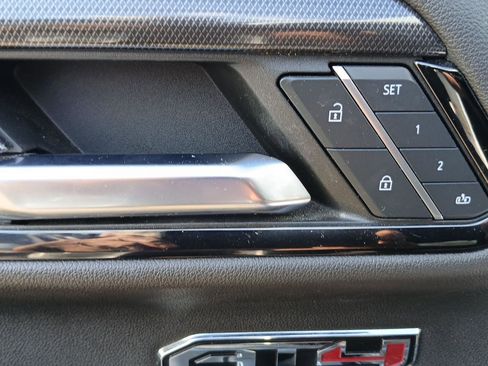 Used 2023 GMC Sierra 1500 AT4 w/ AT4 Premium Package image 11