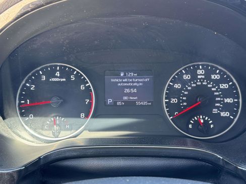 Used 2022 Kia Seltos S AWD/4WD image 23
