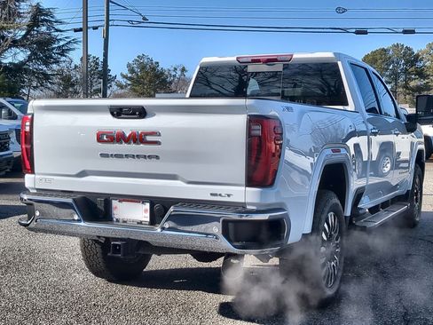 New 2026 GMC Sierra 2500 SLT w/ SLT Premium Package image 8