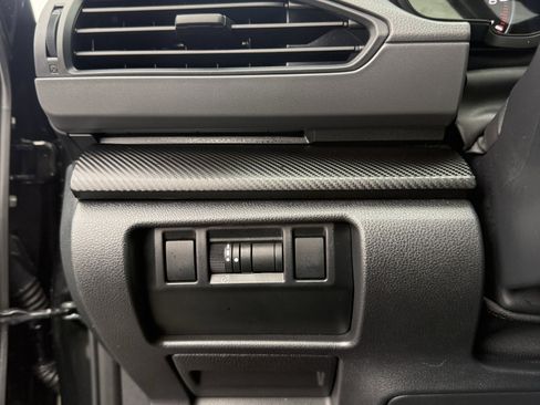 Used 2024 Subaru Crosstrek 2.0i Premium w/ Crosstrek Mirror Package image 25