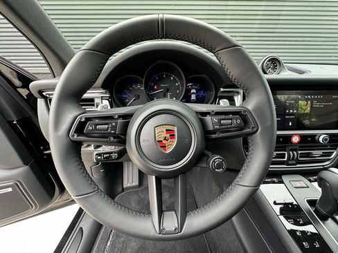 Used 2026 Porsche Macan Turbo AWD/4WD image 16