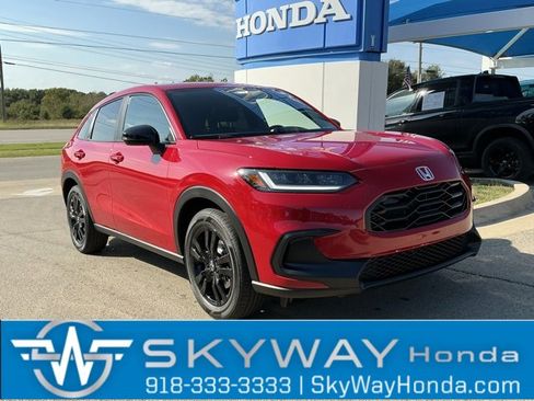 New 2026 Honda HR-V Sport image 1