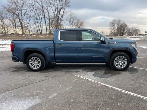 Used 2024 GMC Sierra 1500 Denali w/ Technology Package image 12