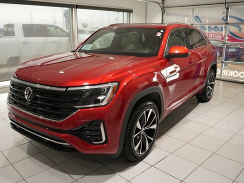Used 2025 Volkswagen Atlas Cross Sport SEL Premium R-Line AWD/4WD image 5