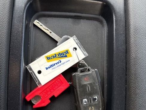 Used 2018 Chevrolet Silverado 1500 LT w/ All Star Edition image 31