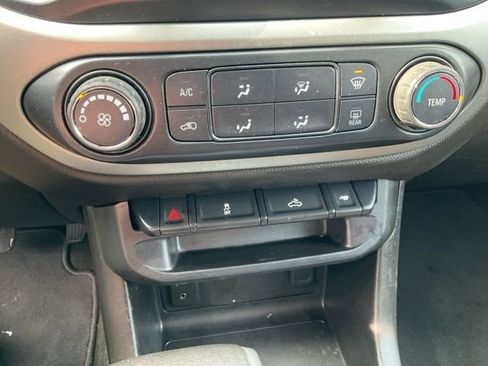 Used 2016 Chevrolet Colorado LT w/ LT Convenience Package AWD/4WD image 5