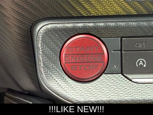 Used 2025 Ford Mustang GT Premium RWD image 31