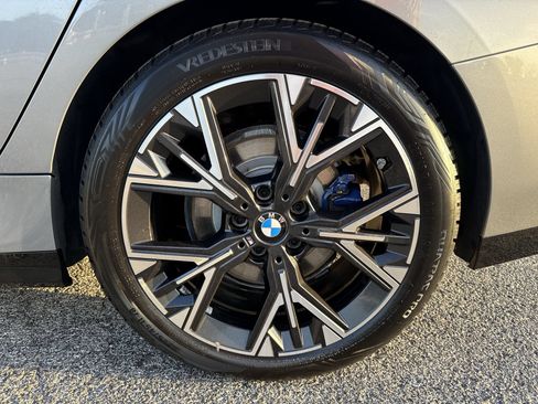 Used 2026 BMW 228i xDrive w/ M Sport Package AWD/4WD image 18