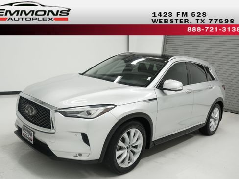 Used 2019 INFINITI QX50 Essential w/ Premium Heat Package FWD image 1