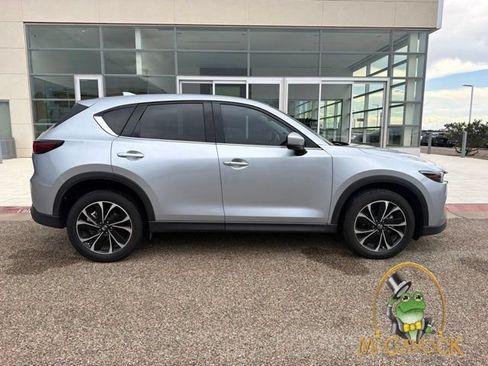 Used 2022 MAZDA CX-5 AWD 2.5 S w/ Premium Plus Pkg image 3