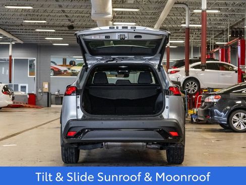 Used 2023 Toyota Corolla Cross XSE w/ Convenience Package image 10