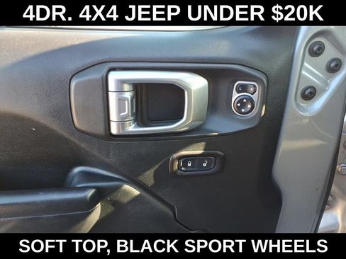 Used 2018 Jeep Wrangler Unlimited Sport S AWD/4WD image 11