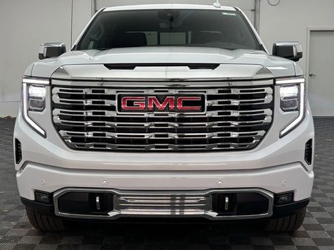 New 2026 GMC Sierra 1500 Denali w/ Denali Reserve Package image 15