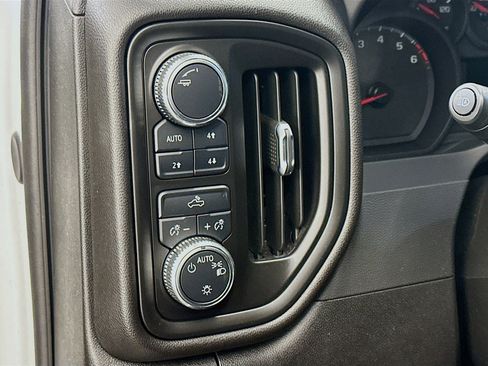 Used 2025 GMC Sierra 1500 Pro w/ Graphite Edition image 17