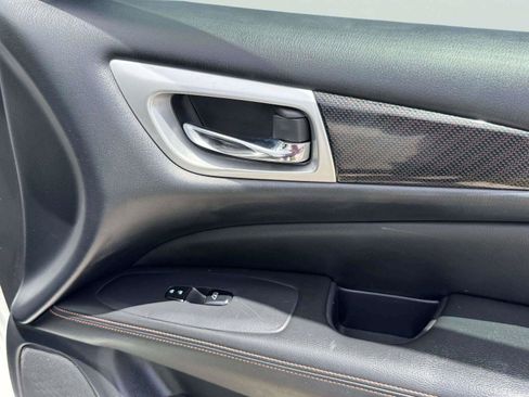 Used 2020 Nissan Pathfinder SV w/ Rock Creek Edition FWD image 65