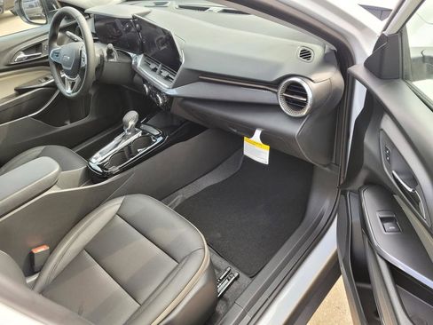 New 2026 Chevrolet Trax ACTIV w/ Driver Confidence Package image 6