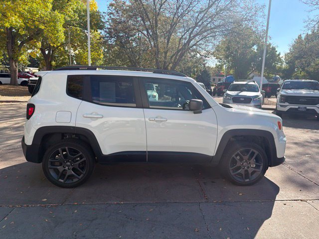 Used 2021 Jeep Renegade Latitude AWD/4WD image 7