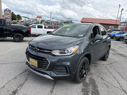 Used 2022 Chevrolet Trax LT w/ Premium Seat Package