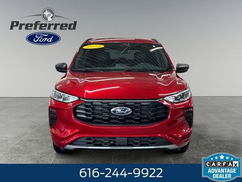 Used 2023 Ford Escape ST-Line image 13