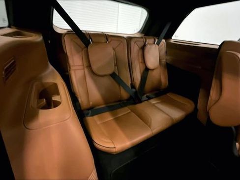 Used 2023 Lincoln Aviator Black Label w/ Class IV Trailer Tow Package image 29