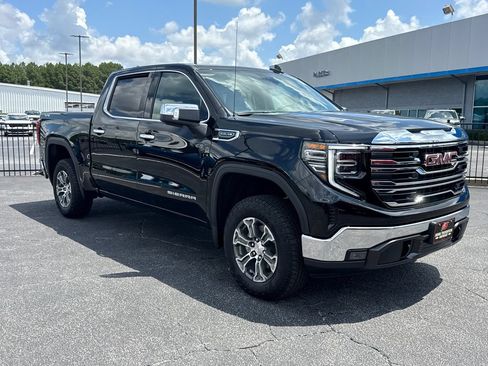 Used 2026 GMC Sierra 1500 SLT AWD/4WD image 4