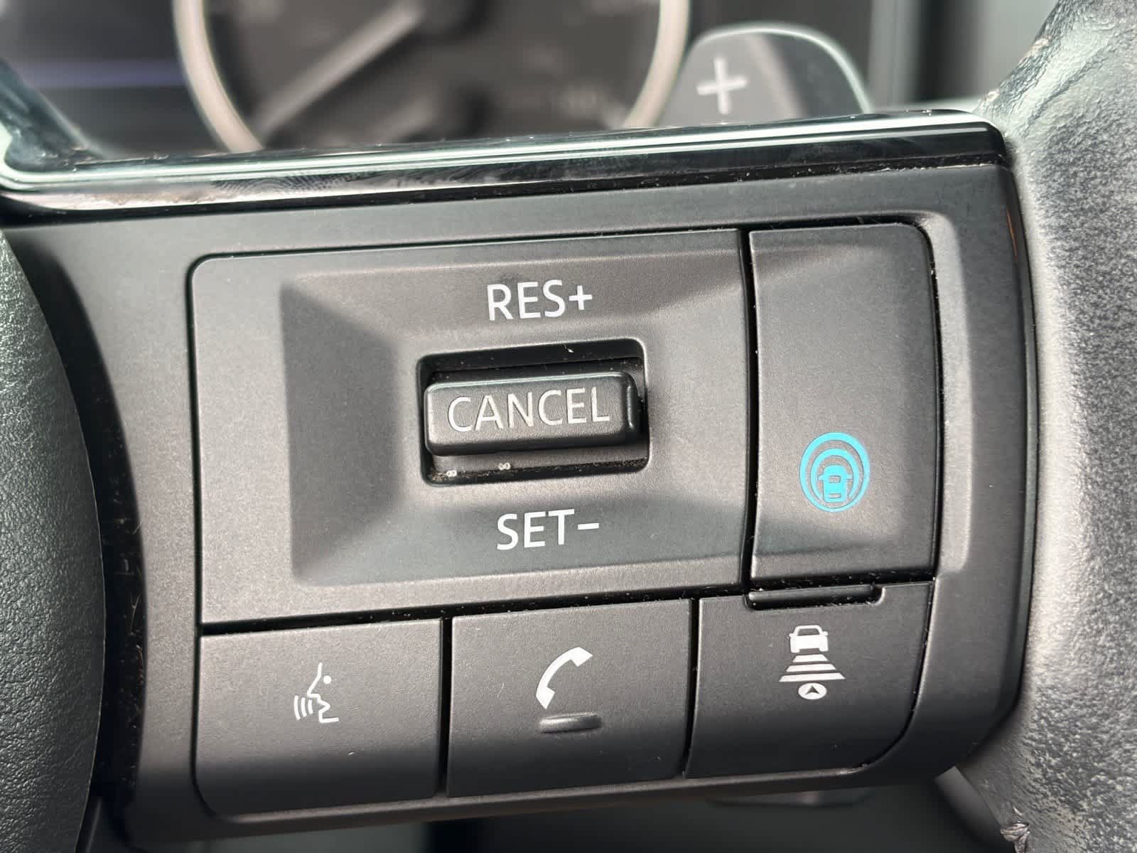 Used 2021 Nissan Rogue SV w/ Premium Package AWD/4WD image 11