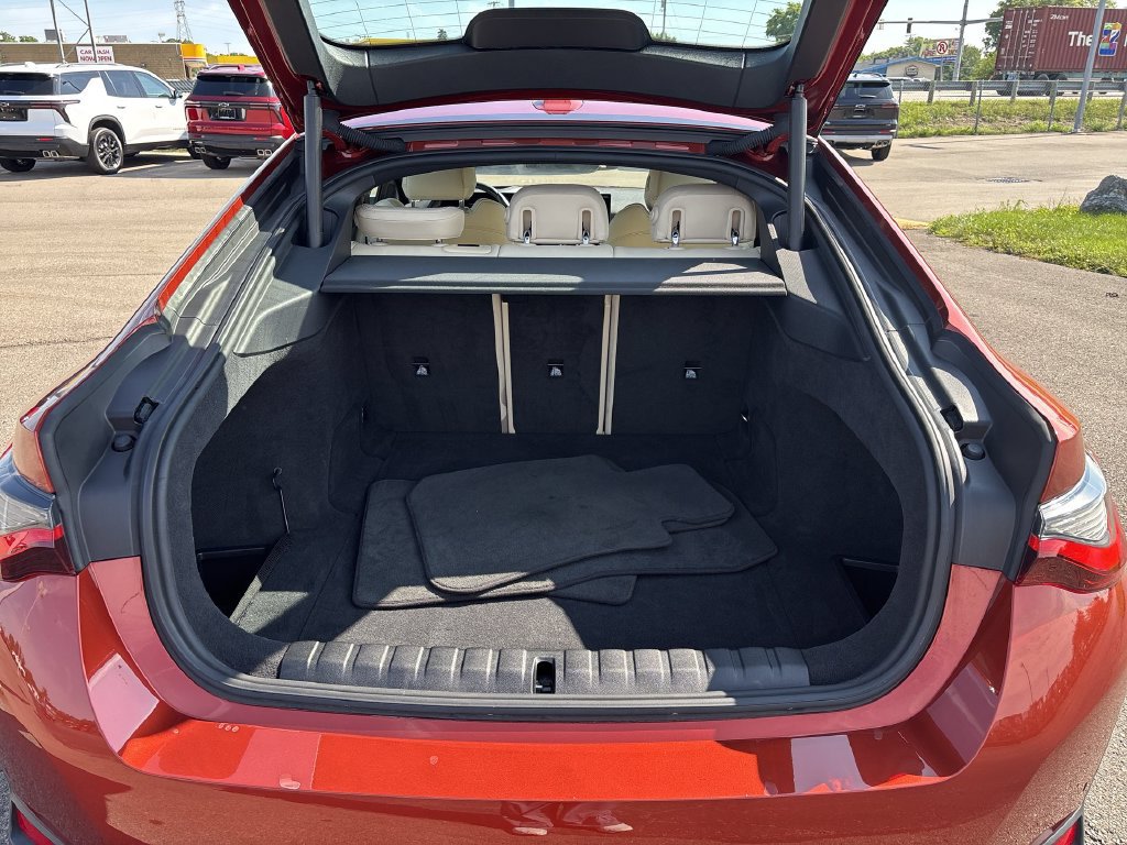 Used 2024 BMW i4 eDrive35 w/ Premium Package RWD image 15