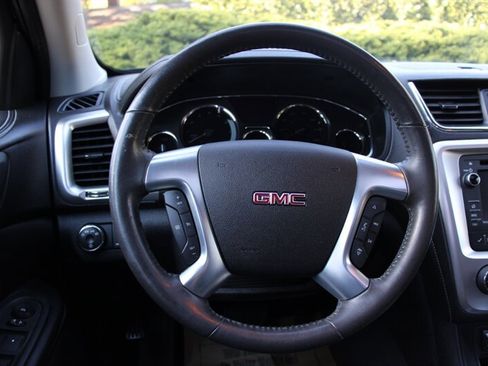 Used 2015 GMC Acadia SLE AWD/4WD image 20