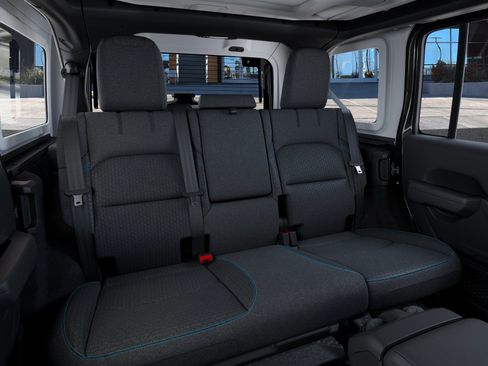 New 2025 Jeep Wrangler Unlimited Rubicon 4xe w/ Convenience Group image 15