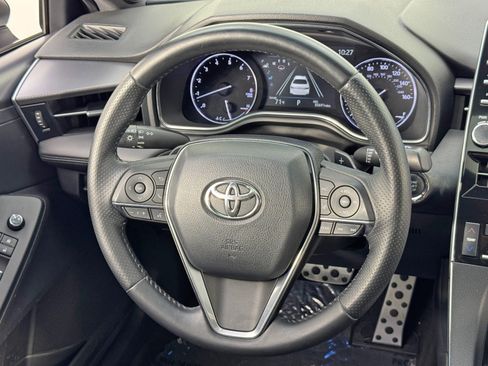 Used 2021 Toyota Avalon XSE image 19