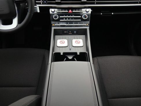 New 2026 Hyundai Santa Fe SE image 11