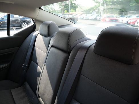 Used 2023 Nissan Altima 2.5 SV AWD/4WD image 25