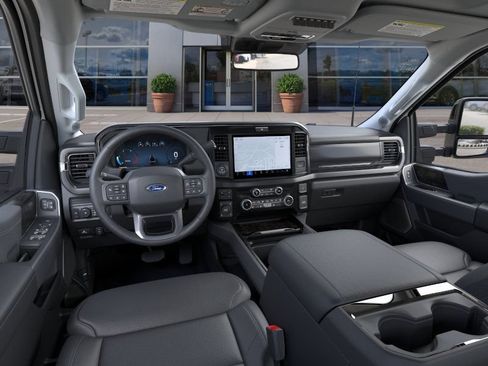 New 2026 Ford F250 Lariat w/ Black Appearance Package AWD/4WD image 9