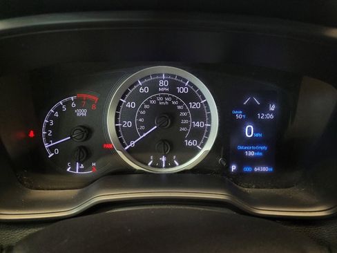 Used 2022 Toyota Corolla LE FWD image 23