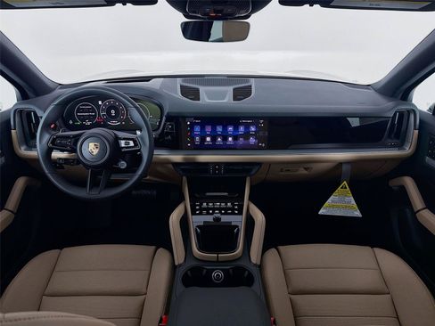 New 2026 Porsche Cayenne AWD/4WD image 15