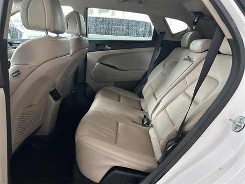 Used 2017 Hyundai Tucson Limited image 36