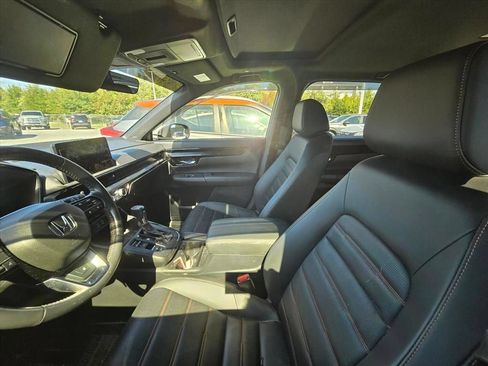 Used 2023 Honda CR-V Sport Touring image 4