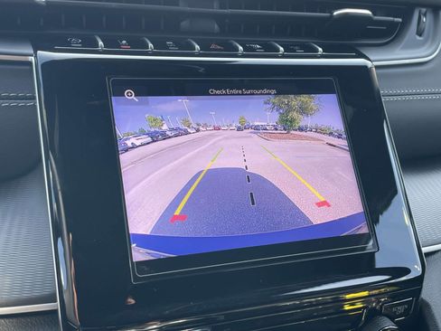Used 2025 Jeep Grand Cherokee L Laredo RWD image 27