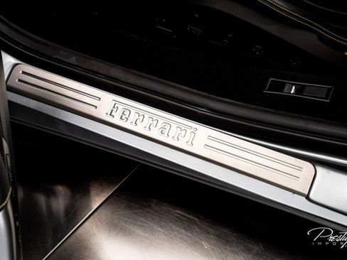 Used 2022 Ferrari F8 Tributo image 27