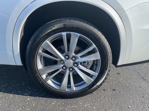 Used 2024 Cadillac XT6 Premium Luxury AWD/4WD image 20