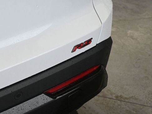 New 2026 Chevrolet Equinox RS w/ Convenience Package III image 11