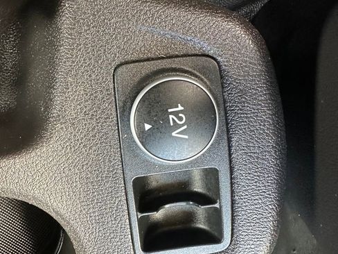 Used 2018 Ford Transit Connect XL image 18