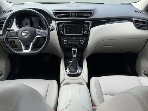 Used 2022 Nissan Rogue Sport SL w/ Premium Package AWD/4WD image 11