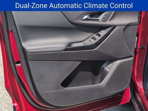 New 2027 Chevrolet Equinox LT w/ Convenience Package II AWD/4WD image 9
