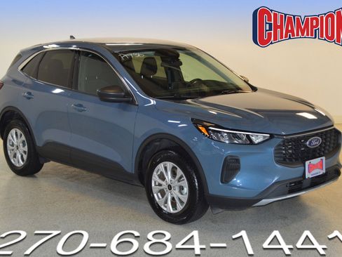 Used 2024 Ford Escape Active image 1