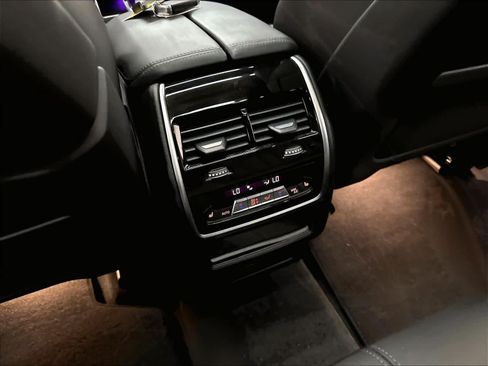 Used 2022 BMW X5 M w/ Competition Package 2 AWD/4WD image 36