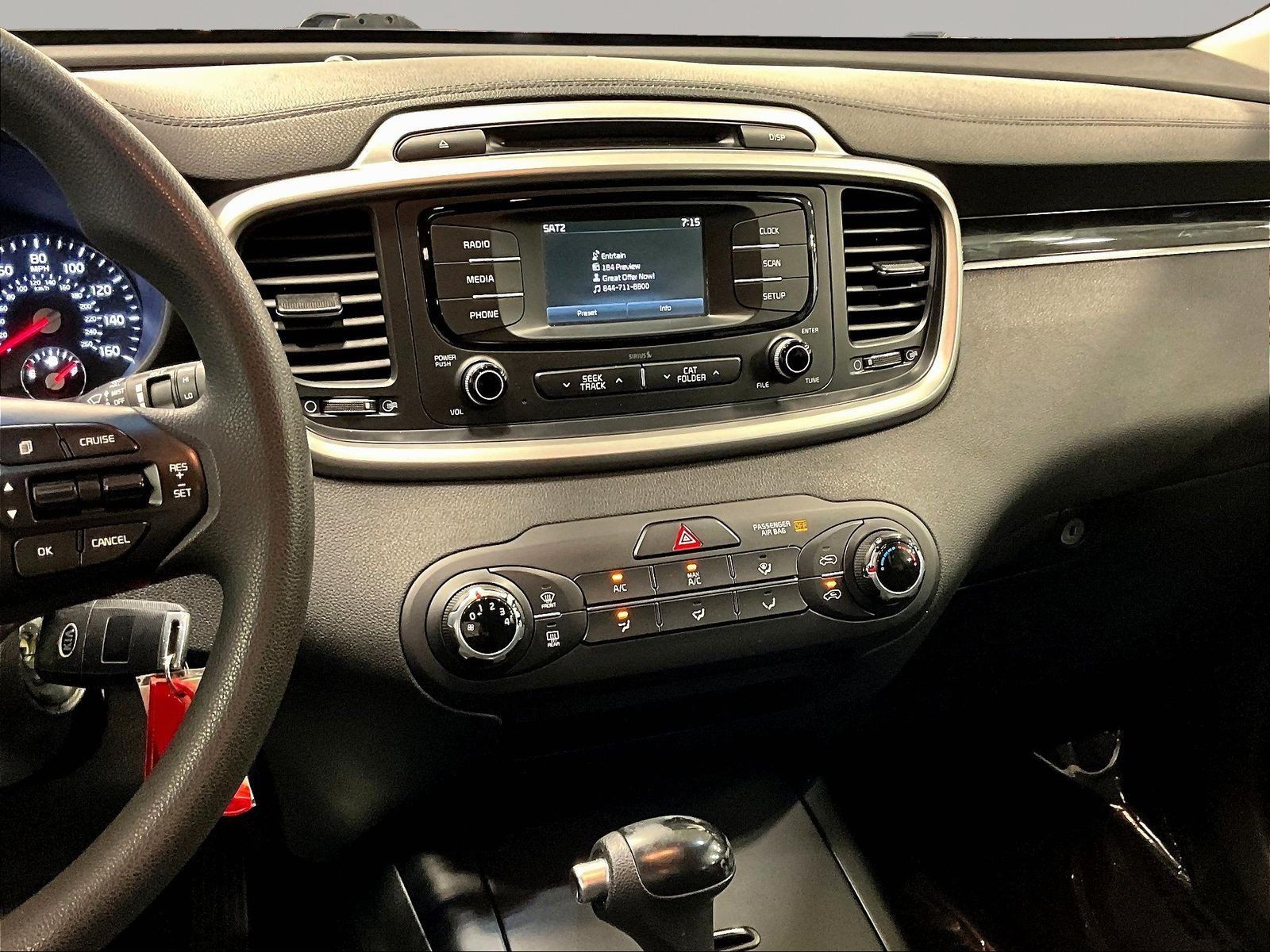 Used 2016 Kia Sorento LX AWD/4WD image 9