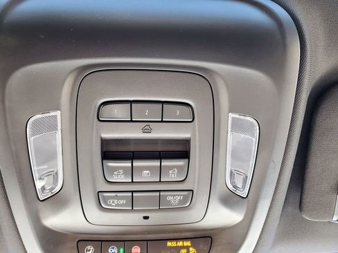 Certified 2022 Cadillac CT5 Luxury w/ Sun And Sound Package image 37