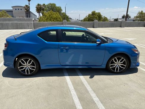 Used 2016 Scion tC FWD image 4